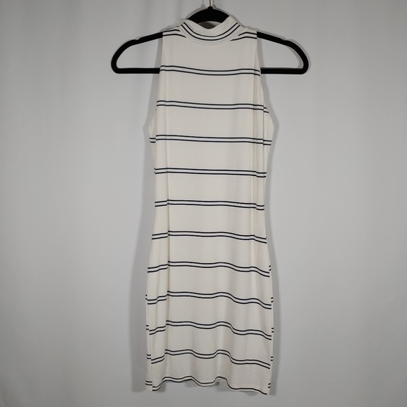 Karlie Dresses & Skirts - Karlie Women's High Neck Halter Form Fitted Sleeveless Mini Dress Size Medium